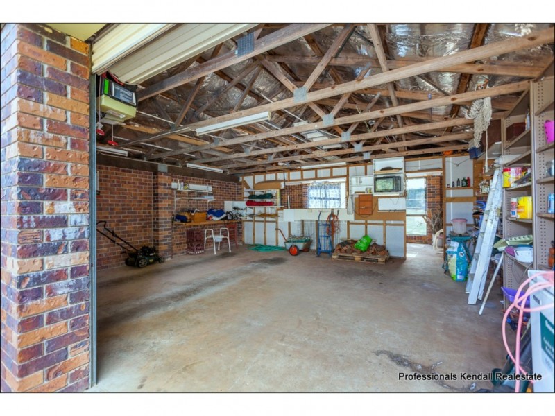 10 Winema Drive, Tamborine Mountain QLD 4272