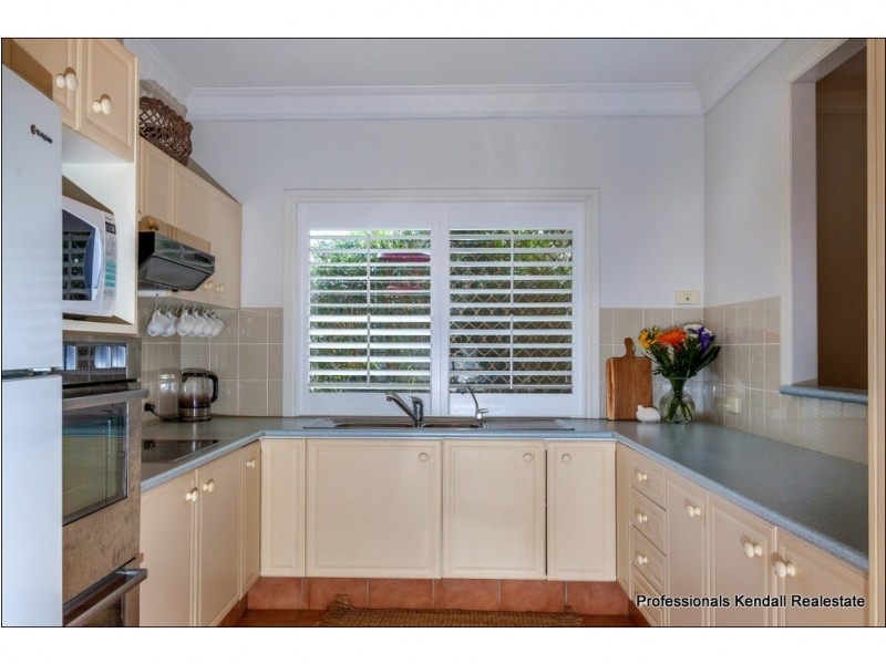 19 Griffith Street, Tamborine Mountain QLD 4272