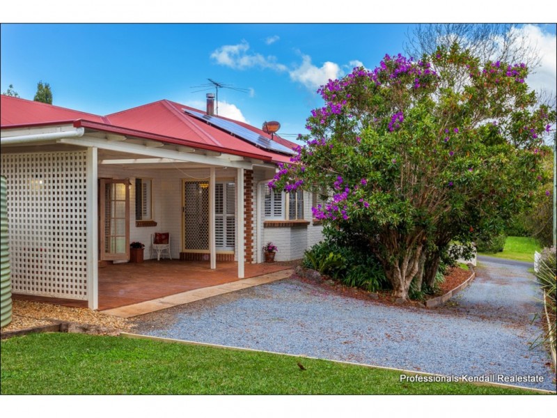 19 Griffith Street, Tamborine Mountain QLD 4272