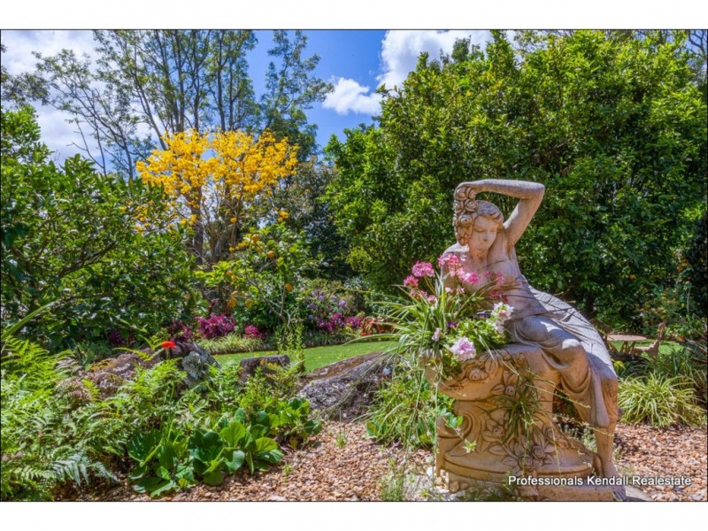 30 Cibola Drive, Tamborine Mountain QLD 4272