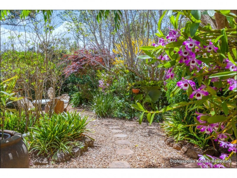 30 Cibola Drive, Tamborine Mountain QLD 4272