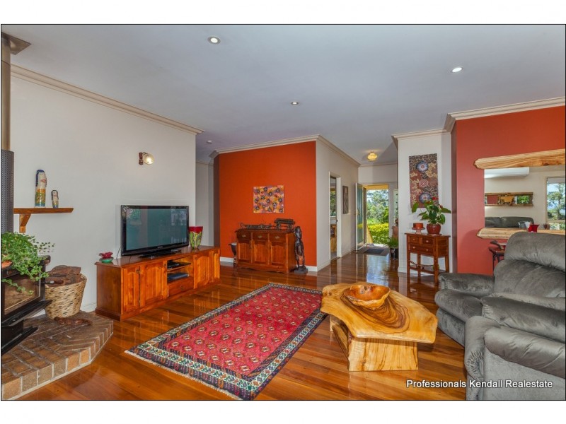238 Beacon Road, Tamborine Mountain QLD 4272