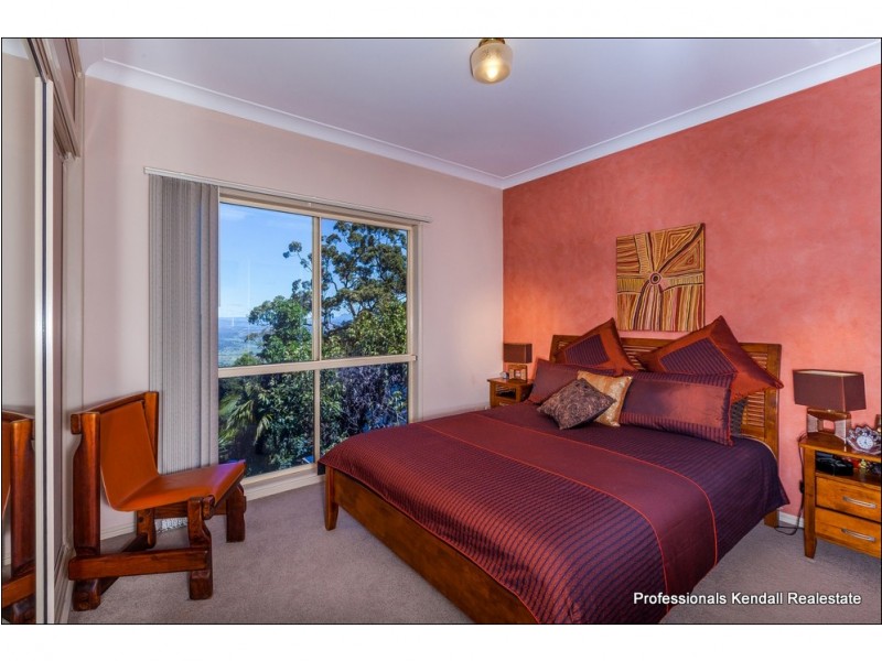 238 Beacon Road, Tamborine Mountain QLD 4272