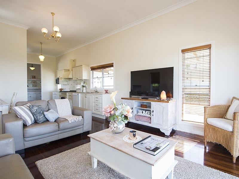 10 Moreton Bay, Tamborine Mountain QLD 4272