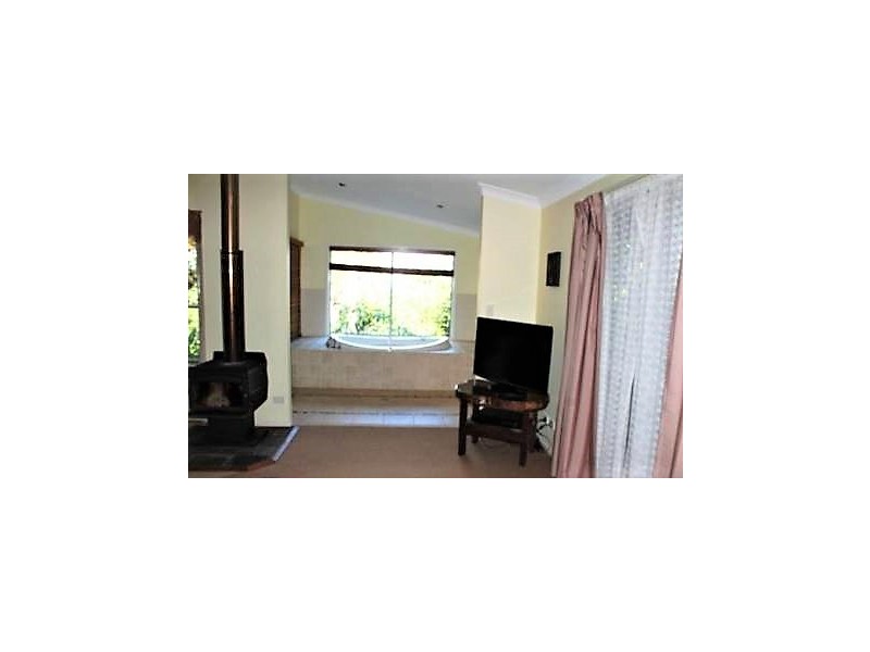 65B Guanaba Rd, Tamborine Mountain QLD 4272