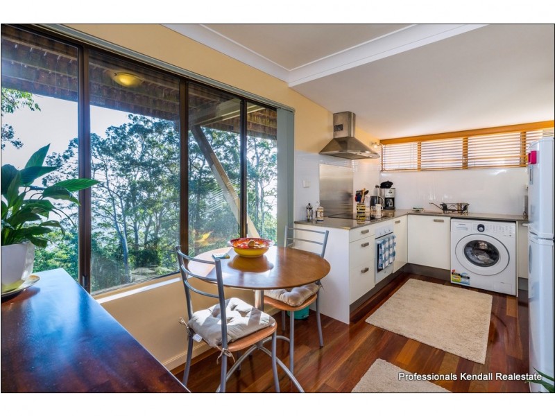 256 Beacon Road, Tamborine Mountain QLD 4272