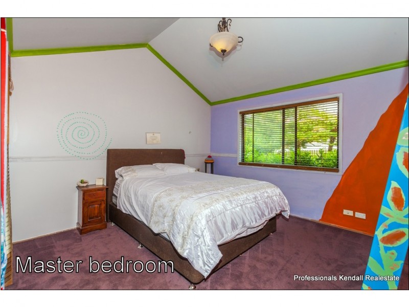 8 Saguaro Court, Tamborine Mountain QLD 4272