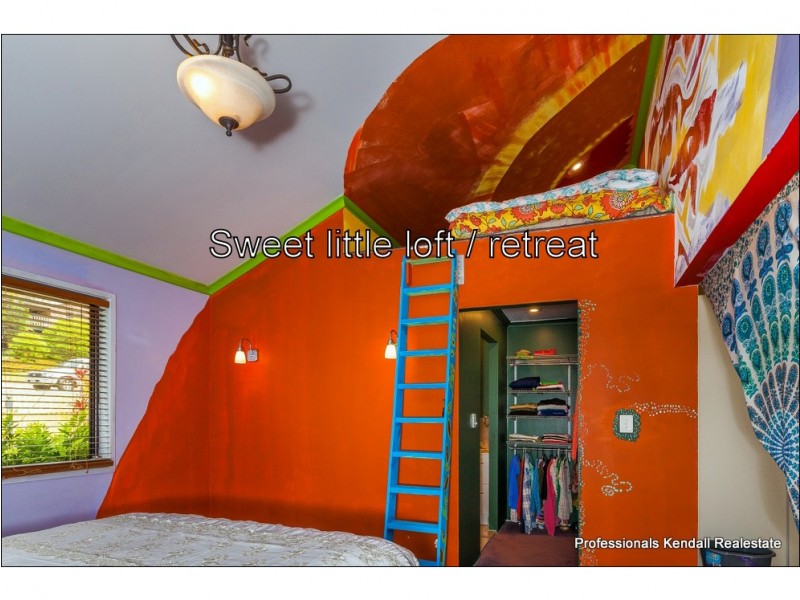 8 Saguaro Court, Tamborine Mountain QLD 4272