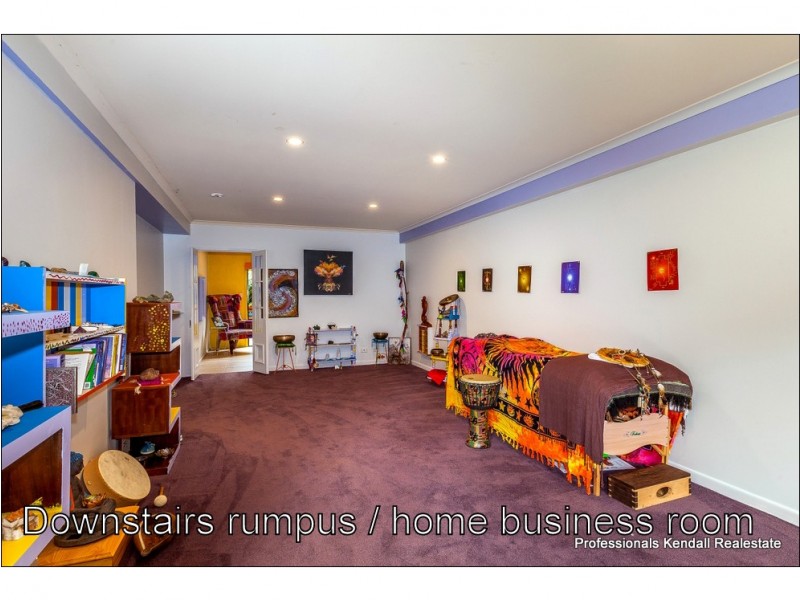 8 Saguaro Court, Tamborine Mountain QLD 4272