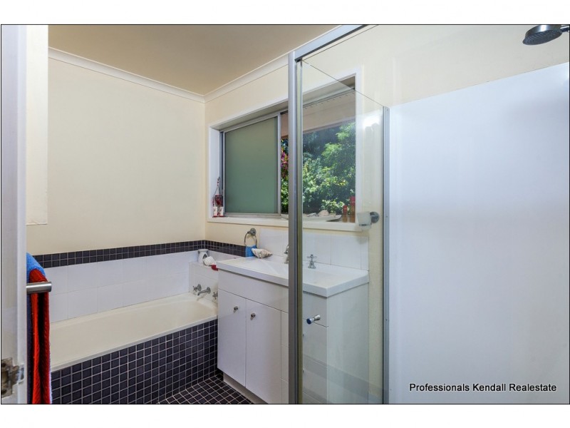 62 Magnetic Drive, Tamborine Mountain QLD 4272