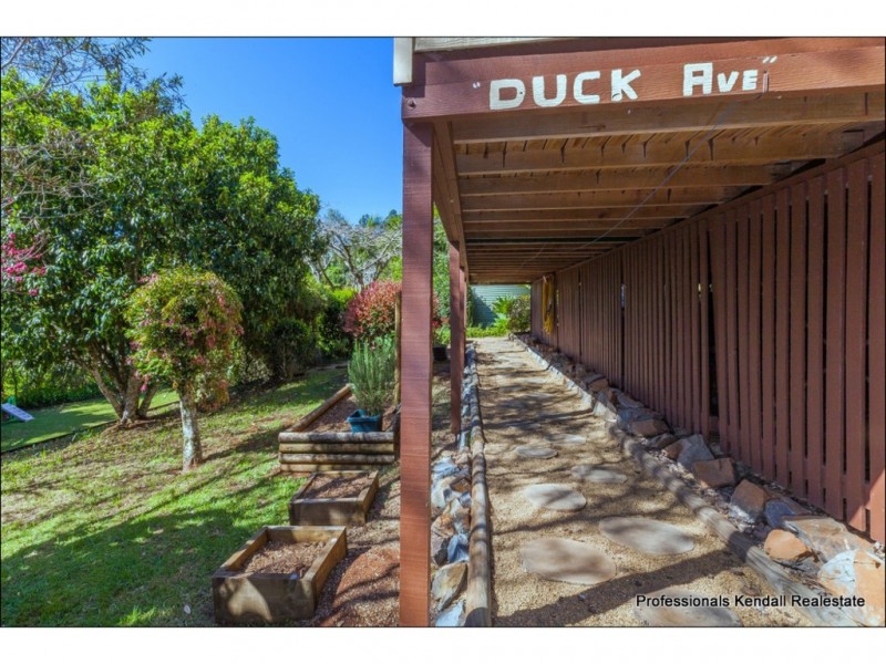 52 Eagle Heights Road, Tamborine Mountain QLD 4272