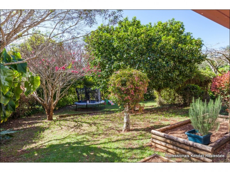 52 Eagle Heights Road, Tamborine Mountain QLD 4272