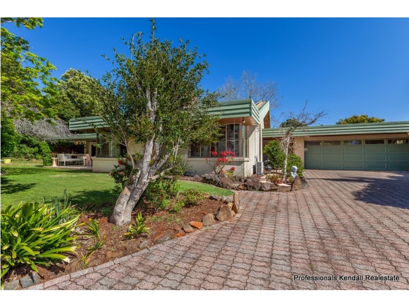 9-11 Chalmette Drive, Tamborine Mountain QLD 4272