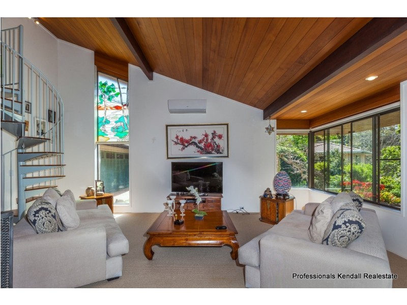9-11 Chalmette Drive, Tamborine Mountain QLD 4272