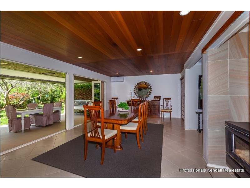9-11 Chalmette Drive, Tamborine Mountain QLD 4272