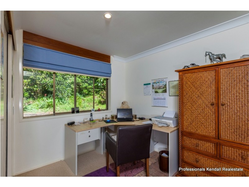 9-11 Chalmette Drive, Tamborine Mountain QLD 4272
