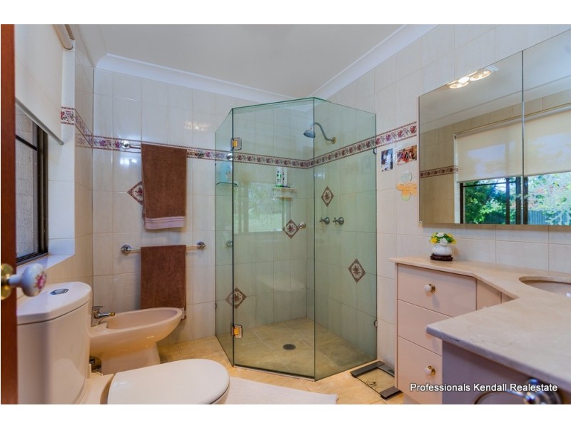 9-11 Chalmette Drive, Tamborine Mountain QLD 4272