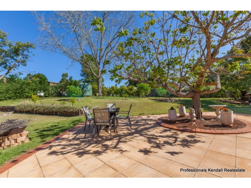 9-11 Chalmette Drive, Tamborine Mountain QLD 4272