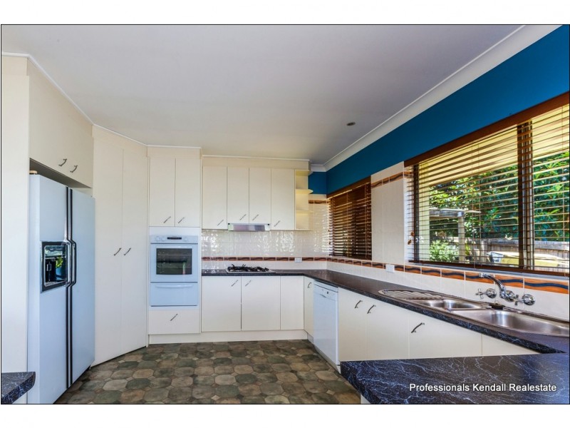 44 Jenyns Road, Tamborine Mountain QLD 4272