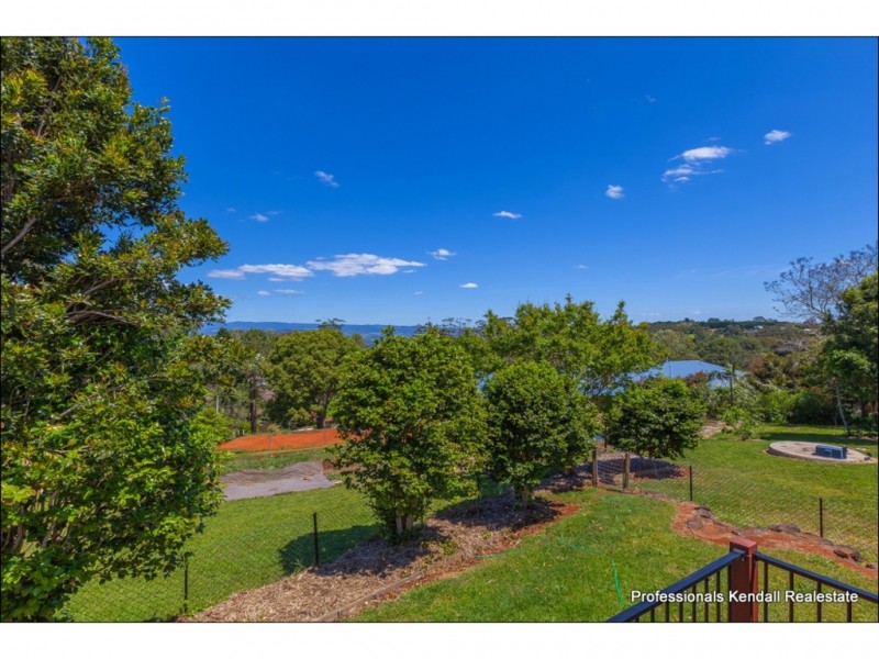 44 Jenyns Road, Tamborine Mountain QLD 4272