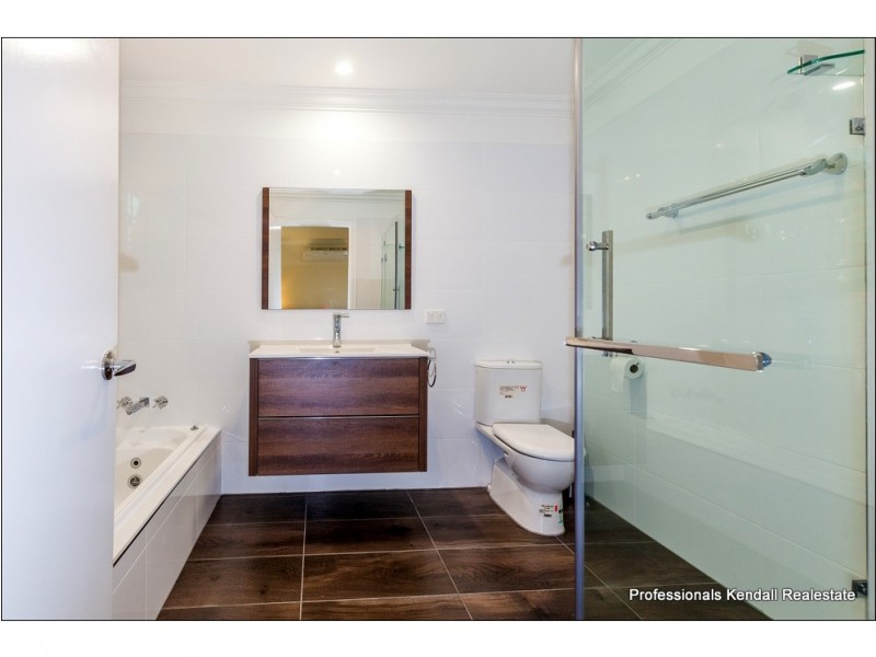 1C/25 Eagle Heights Rd, Tamborine Mountain QLD 4272