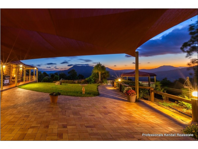 2268 Tamborine Mountain Road, Canungra QLD 4275