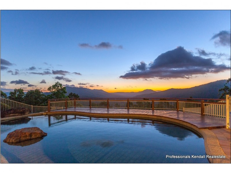 2268 Tamborine Mountain Road, Canungra QLD 4275