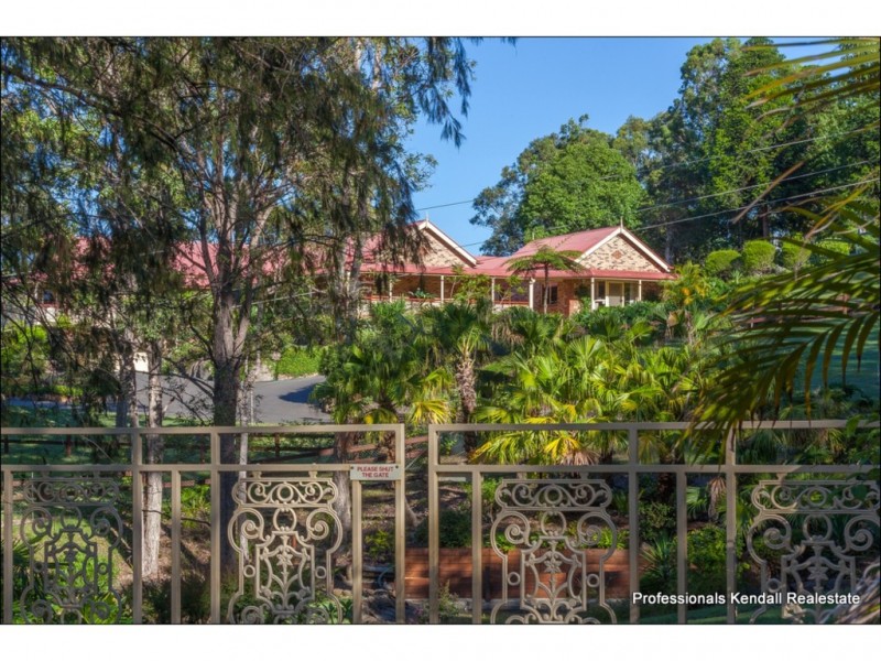 2268 Tamborine Mountain Road, Canungra QLD 4275