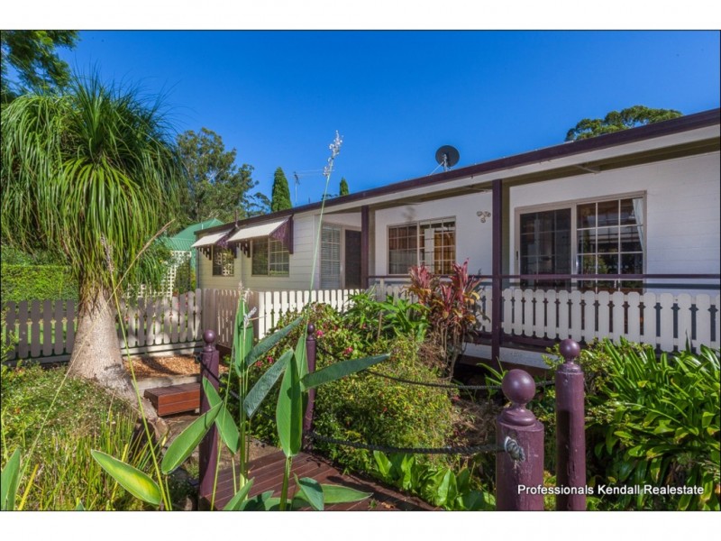 64 Kootenai Drive, Tamborine Mountain QLD 4272