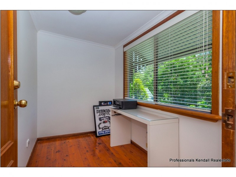 64 Kootenai Drive, Tamborine Mountain QLD 4272