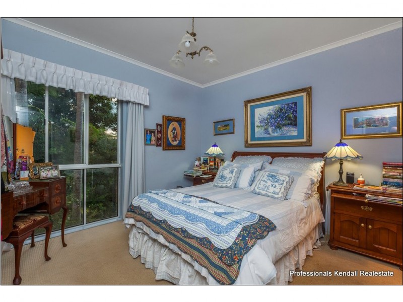 130 Licuala Drive, Tamborine Mountain QLD 4272