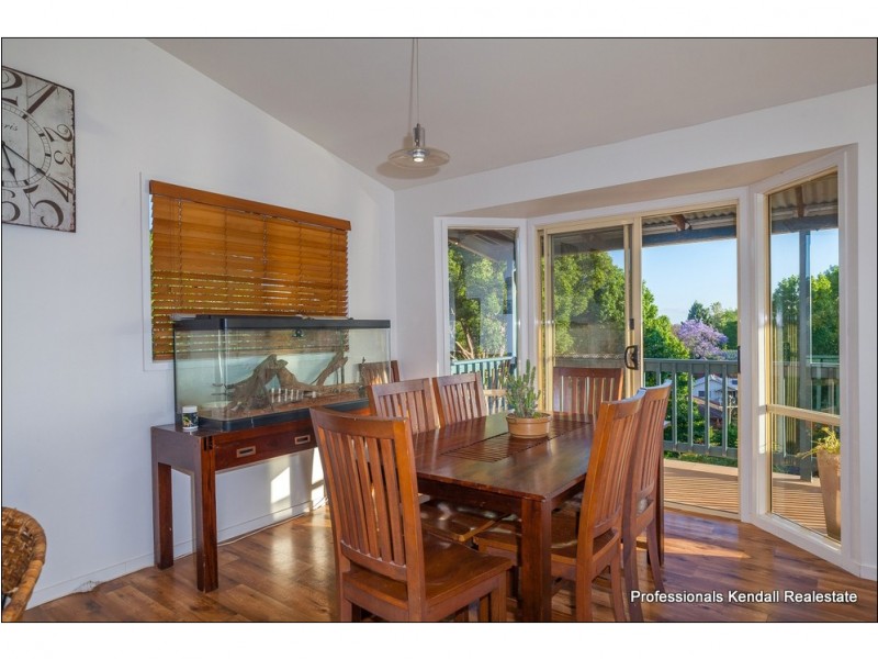 70 Pacific Parade, Tamborine Mountain QLD 4272