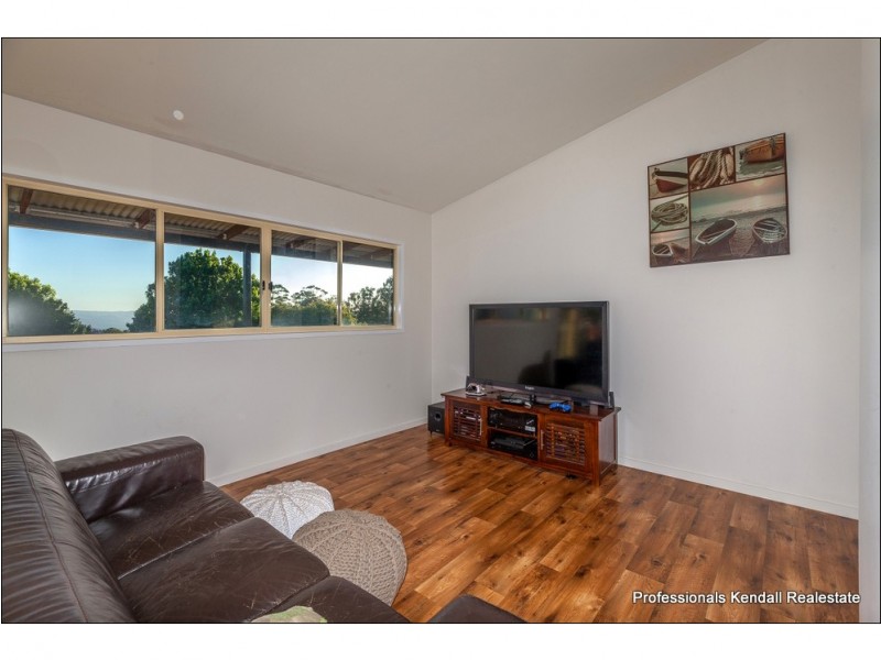 70 Pacific Parade, Tamborine Mountain QLD 4272