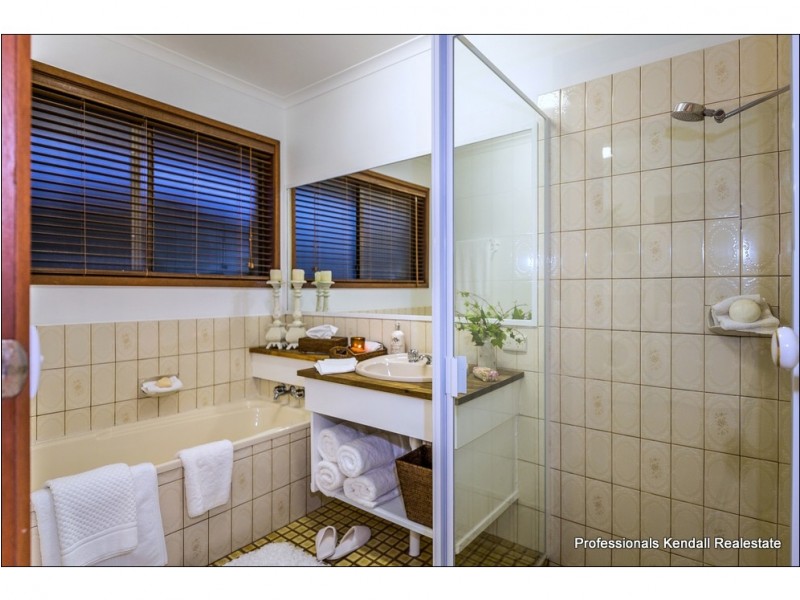 1 Southport Ave, Tamborine Mountain QLD 4272