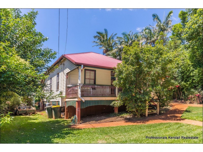 19 Beacon Road, Tamborine Mountain QLD 4272