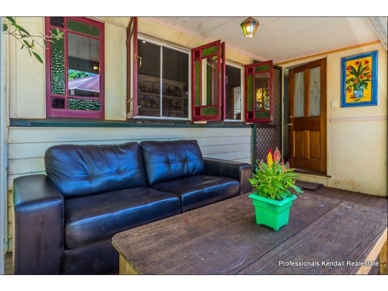 19 Beacon Road, Tamborine Mountain QLD 4272