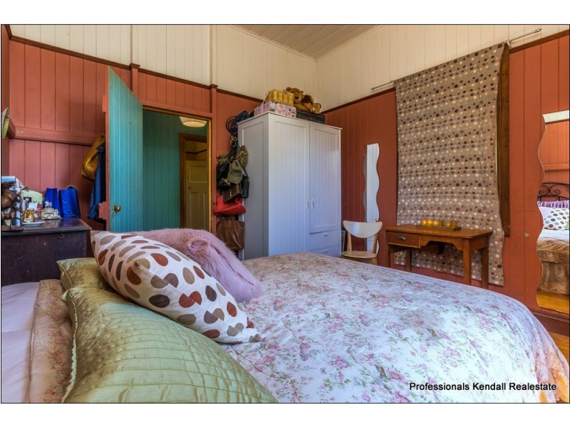 19 Beacon Road, Tamborine Mountain QLD 4272