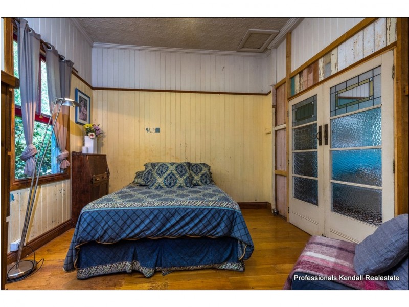 19 Beacon Road, Tamborine Mountain QLD 4272