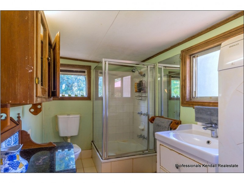 19 Beacon Road, Tamborine Mountain QLD 4272