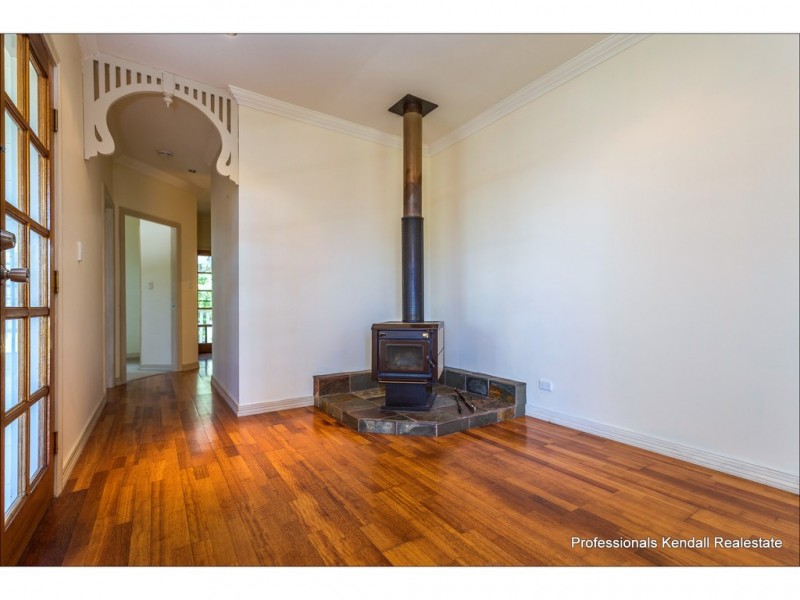 9 Salvia Drive, Tamborine Mountain QLD 4272