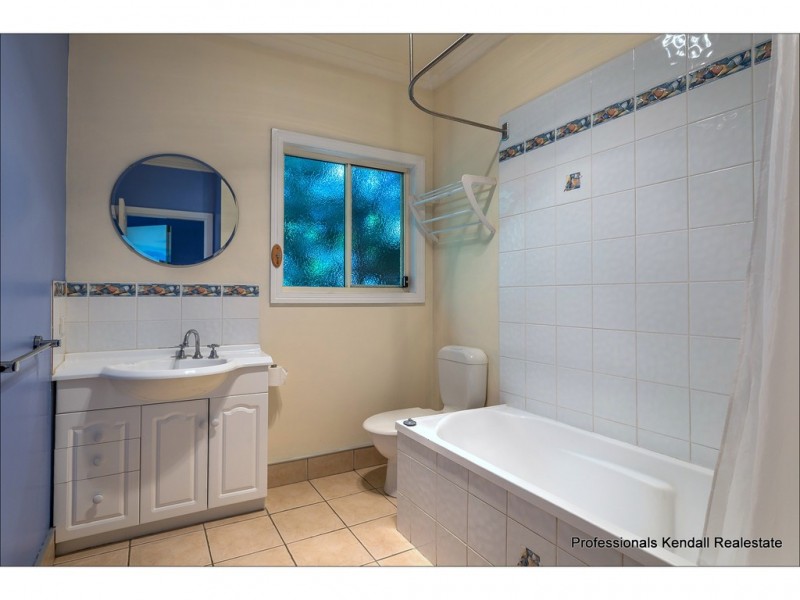 9 Salvia Drive, Tamborine Mountain QLD 4272