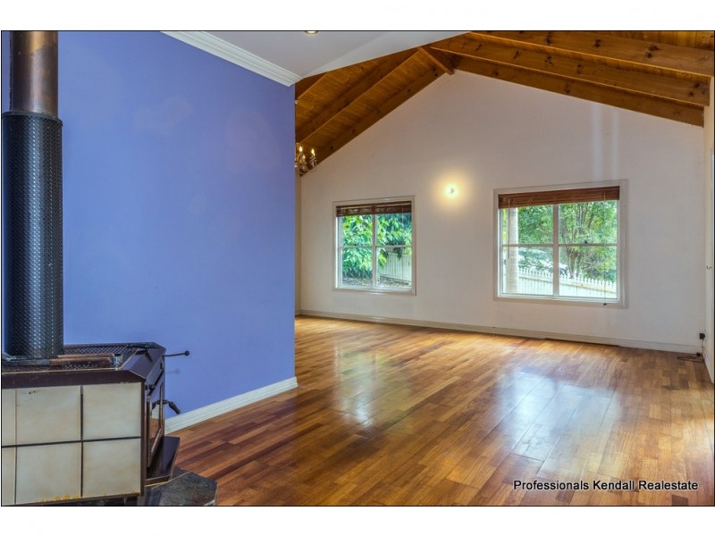 9 Salvia Drive, Tamborine Mountain QLD 4272