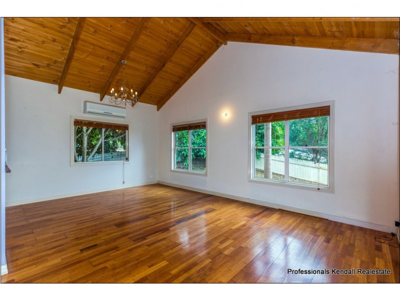 9 Salvia Drive, Tamborine Mountain QLD 4272