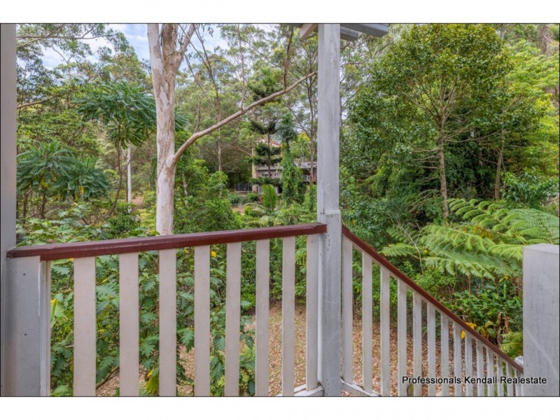 9 Salvia Drive, Tamborine Mountain QLD 4272