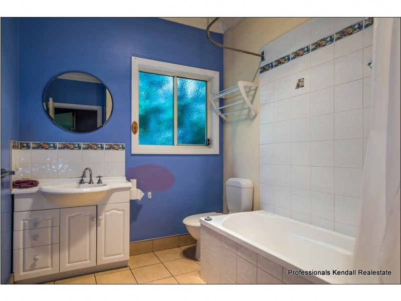 9 Salvia Drive, Tamborine Mountain QLD 4272