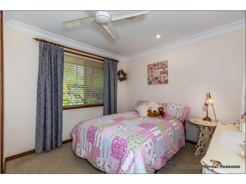 40 Sierra Dr, Tamborine Mountain QLD 4272 Professionals Tamborine