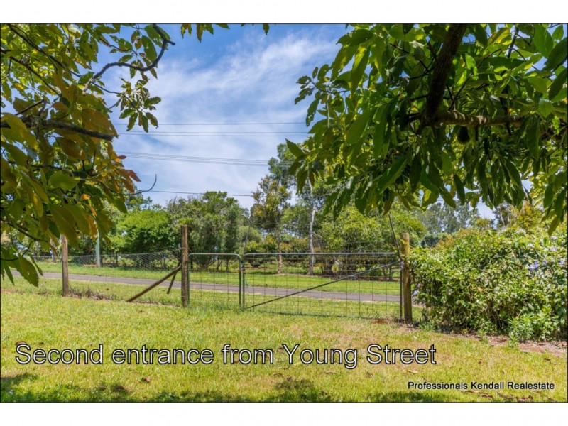 21 Bateke Road, Tamborine Mountain QLD 4272