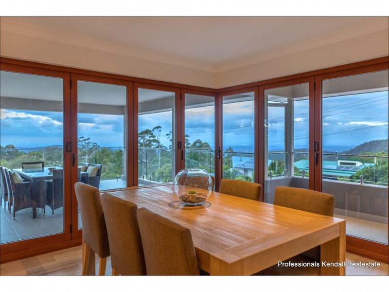 24 Magnetic Drive, Tamborine Mountain QLD 4272