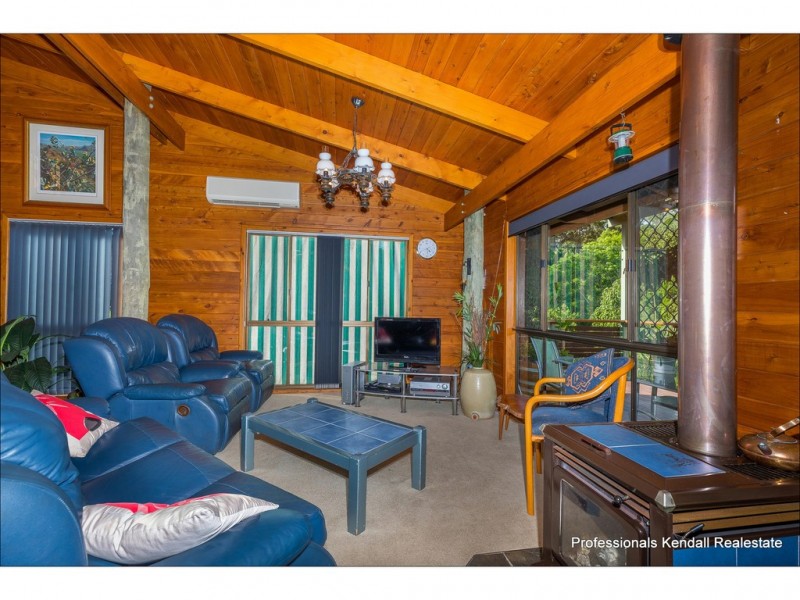 24 Long Road, Tamborine Mountain QLD 4272