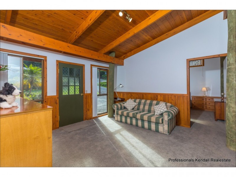 24 Long Road, Tamborine Mountain QLD 4272